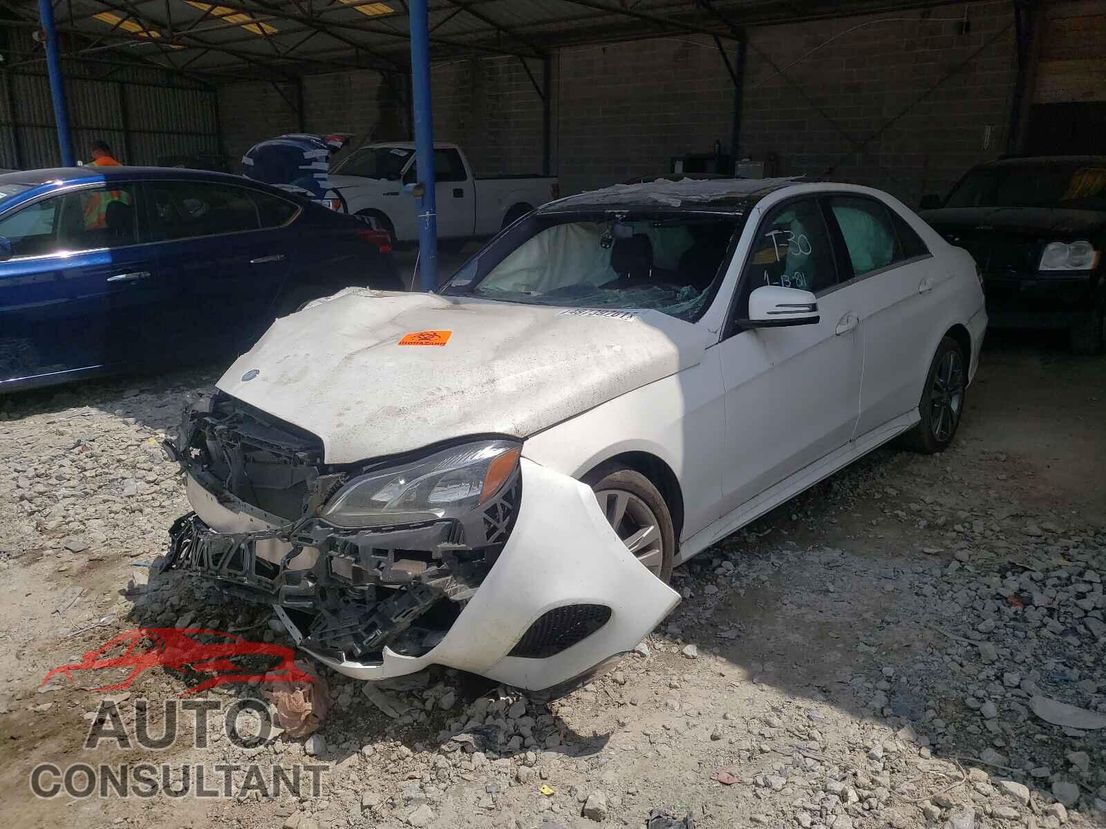 MERCEDES-BENZ E CLASS 2016 - WDDHF5KB0GB206338