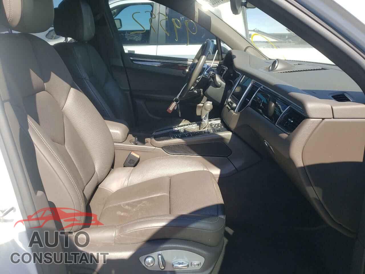 PORSCHE MACAN 2017 - WP1AA2A55HLB08159