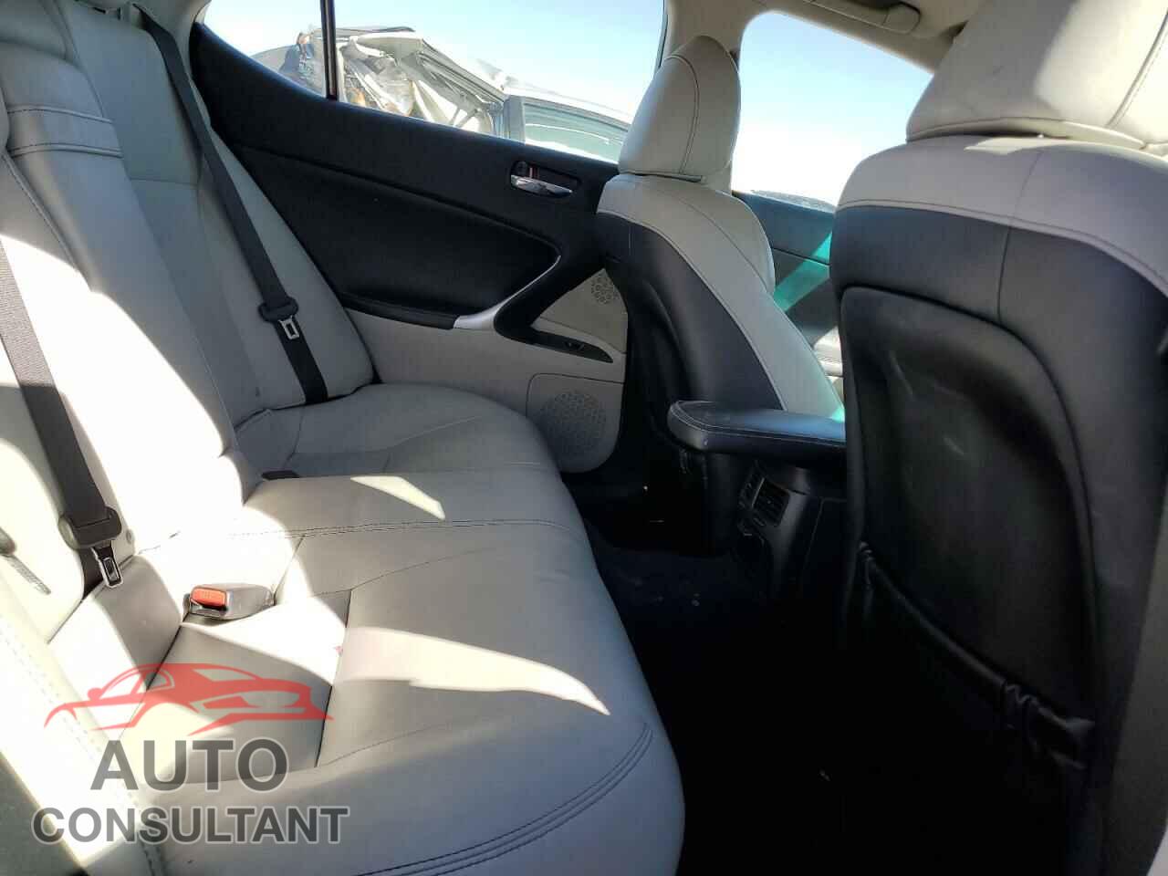 LEXUS IS 2010 - JTHCF5C22A5044512
