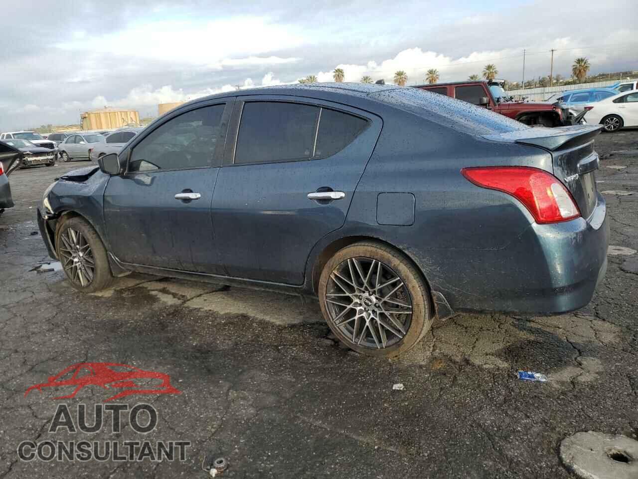 NISSAN VERSA 2017 - 3N1CN7AP3HL833280