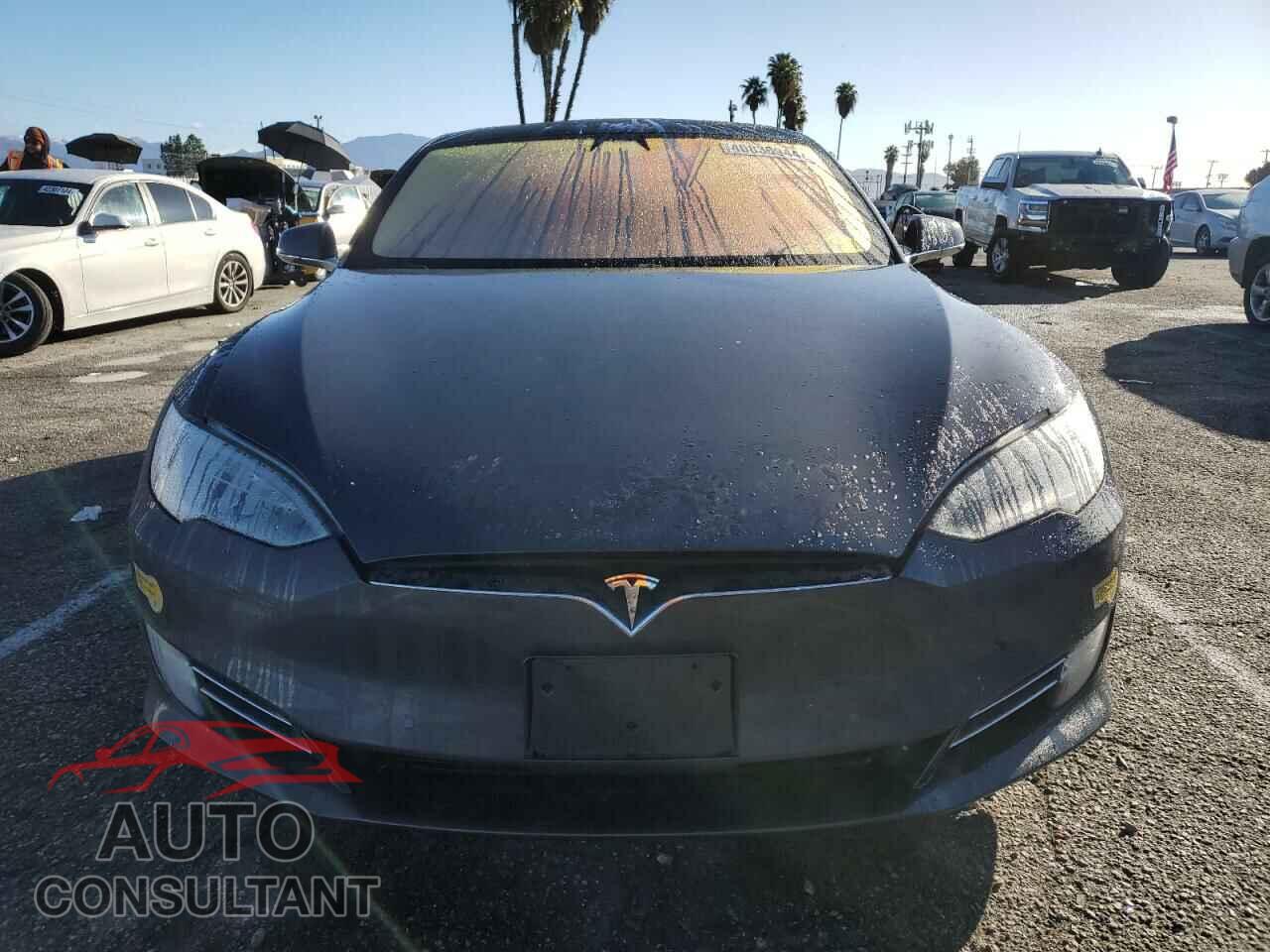 TESLA MODEL S 2018 - 5YJSA1E2XJF281247