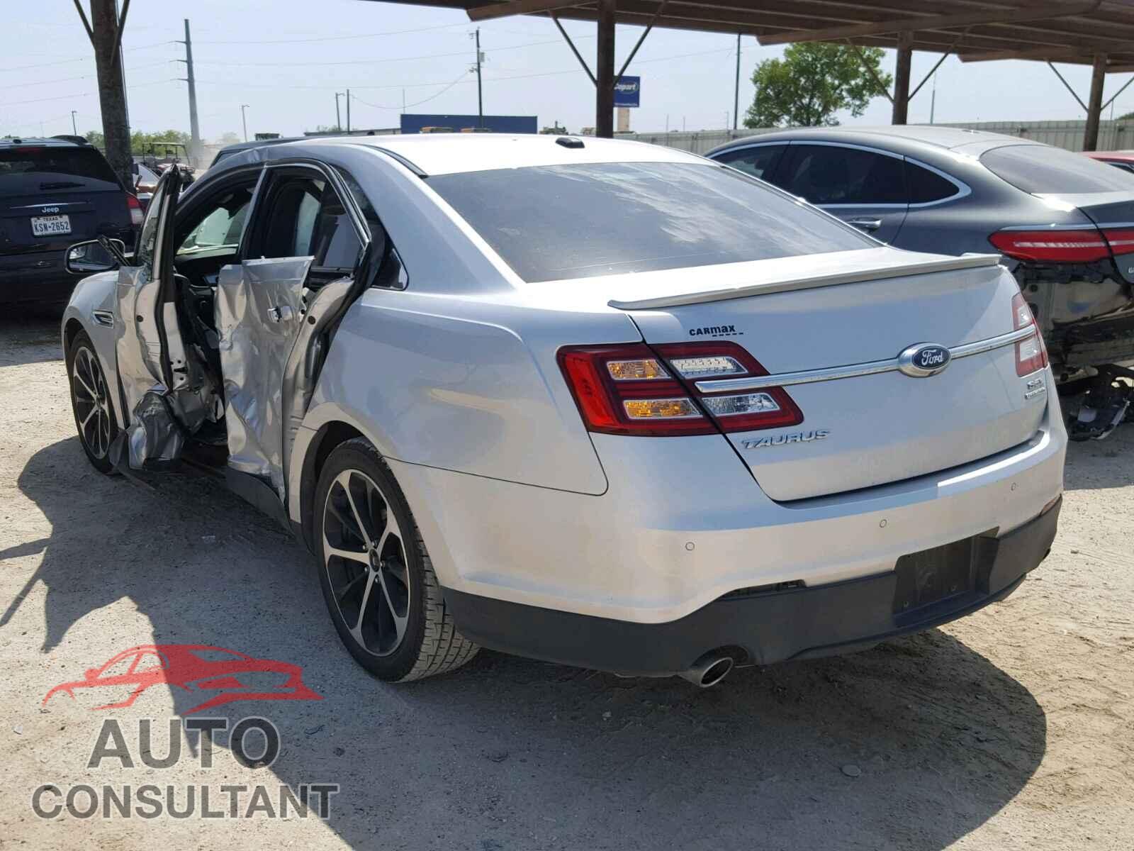 FORD TAURUS 2015 - 1FAHP2E84FG135240