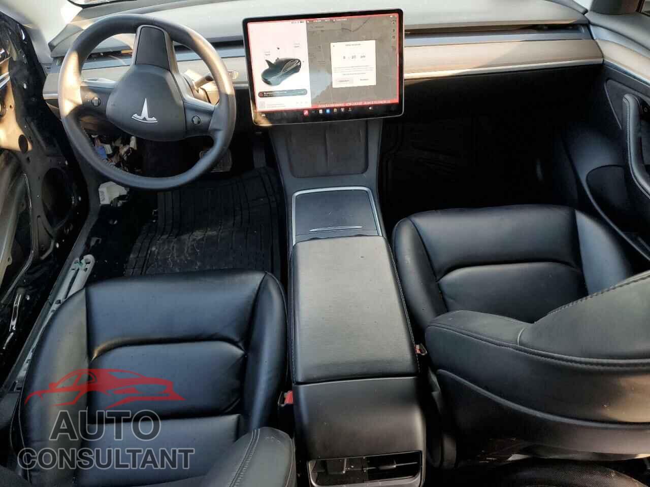 TESLA MODEL 3 2021 - 5YJ3E1EA2MF996303