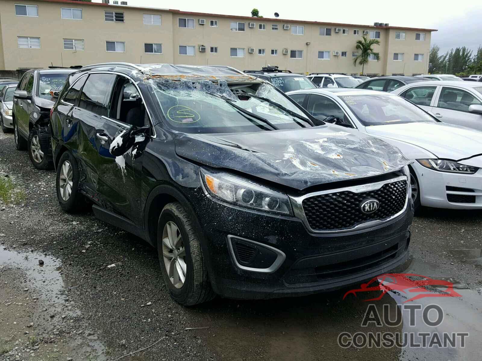 KIA SORENTO LX 2016 - 5XYPG4A33GG021696