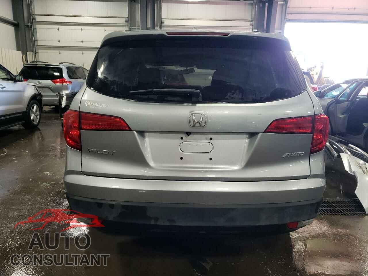 HONDA PILOT 2017 - 5FNYF6H58HB051814