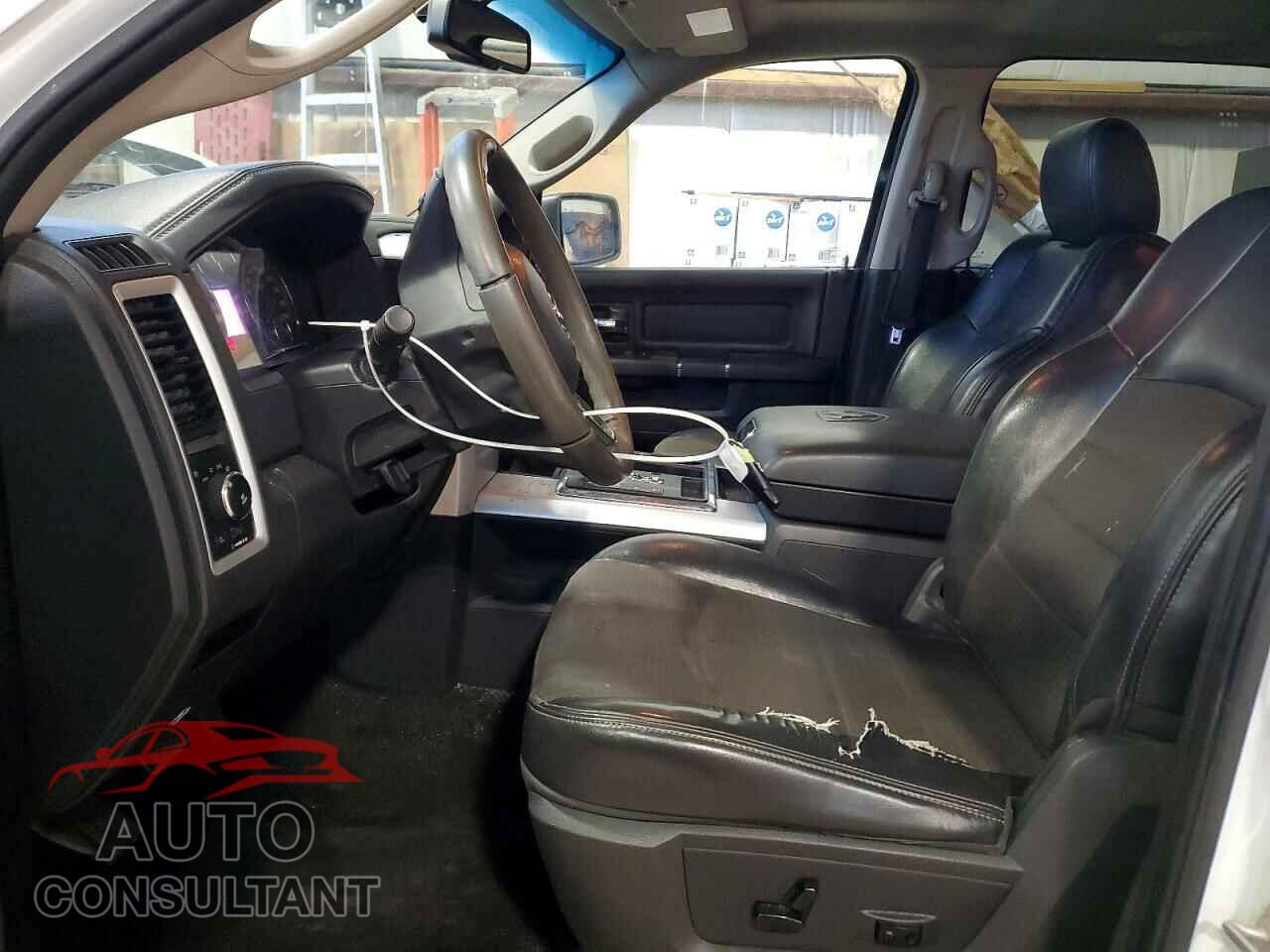 DODGE RAM 1500 2012 - 1C6RD7MT8CS279576