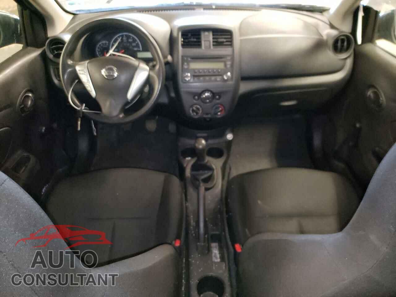 NISSAN VERSA 2017 - 3N1CN7AP3HL871995