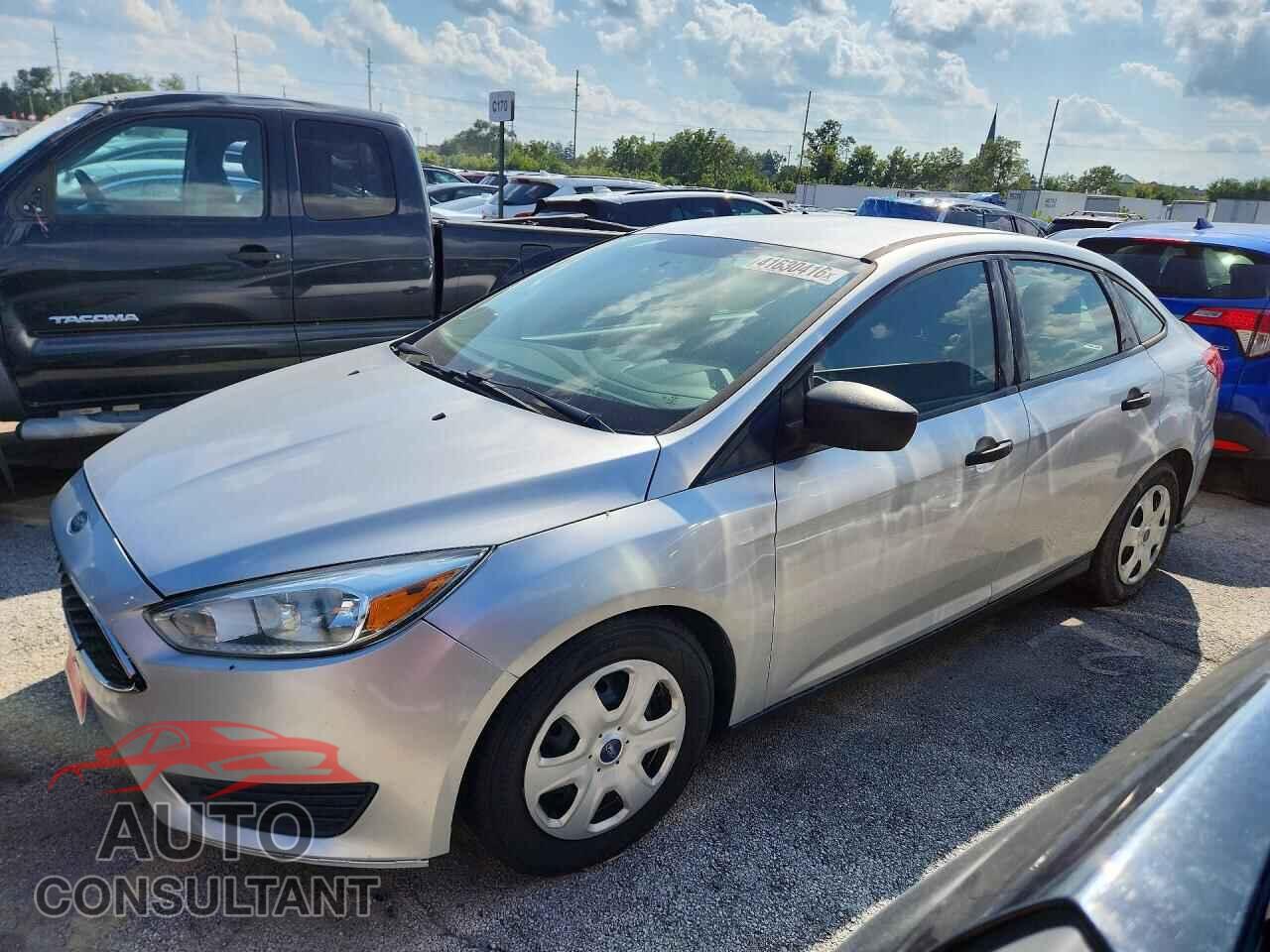 FORD FOCUS 2015 - 1FADP3E28FL355102