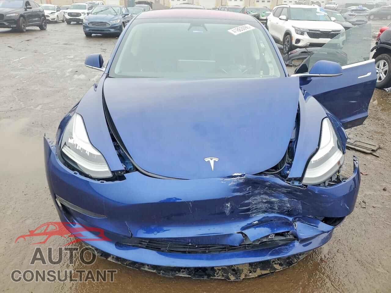 TESLA MODEL 3 2018 - 5YJ3E1EA5JF013111