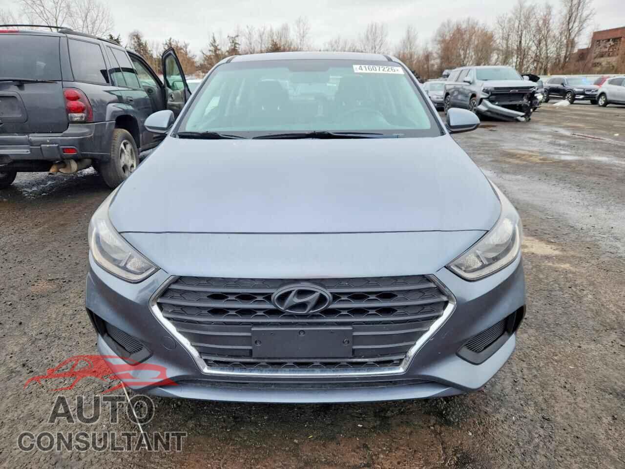 HYUNDAI ACCENT 2018 - 3KPC24A31JE005689