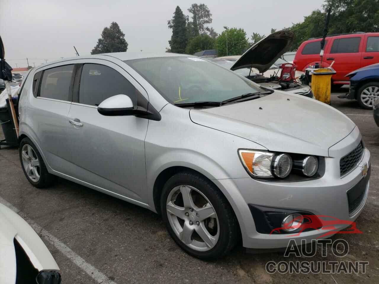 CHEVROLET SONIC 2016 - 1G1JE6SBXG4159997