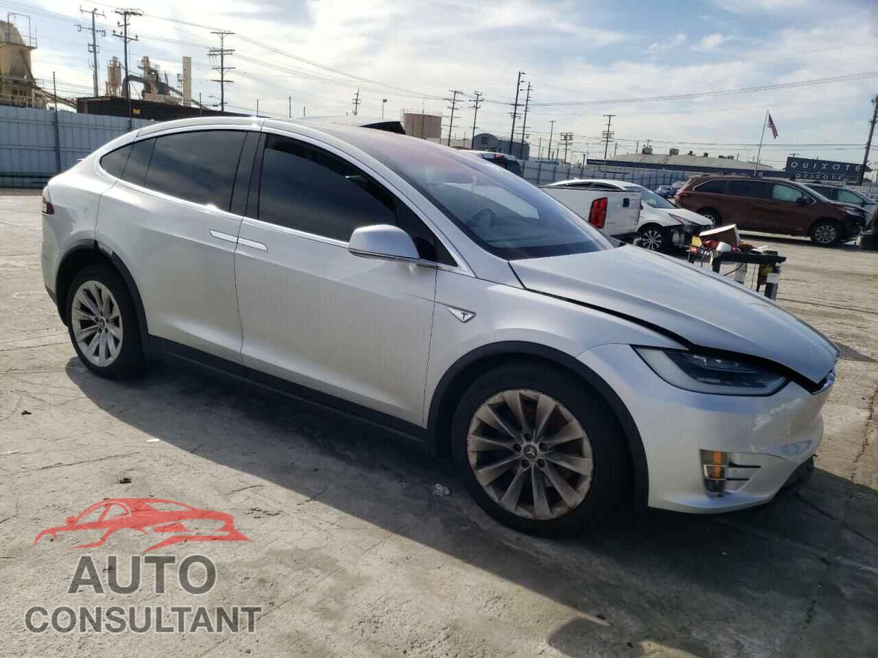 TESLA MODEL X 2016 - 5YJXCBE21GF005778