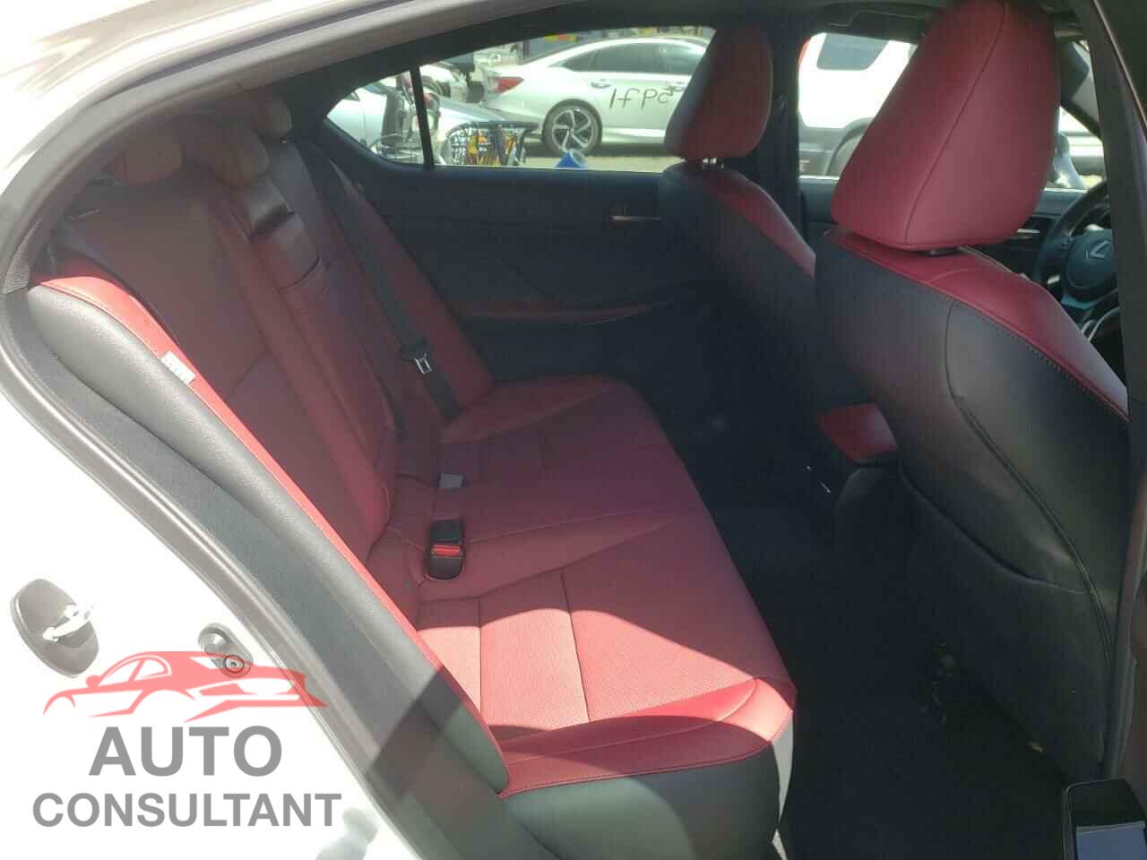 LEXUS IS 2021 - JTHCA1D27M5116606