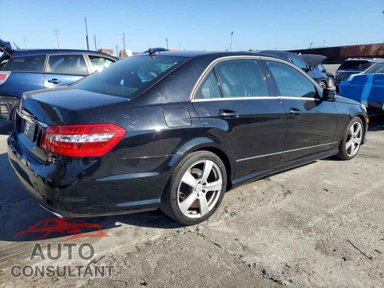 MERCEDES-BENZ E 2010 - WDDHF5GB0AA062103