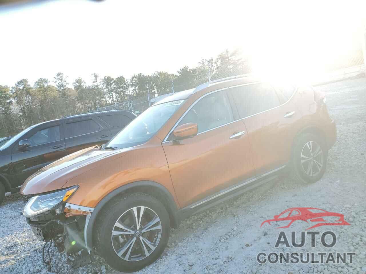 NISSAN ROGUE 2018 - 5N1AT2MT5JC760397