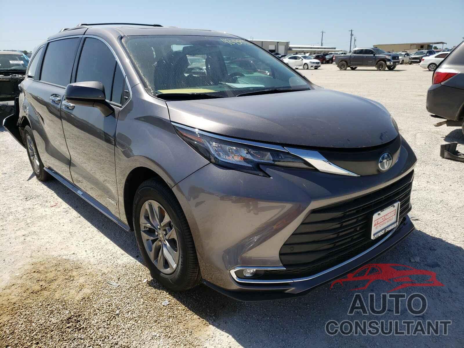 TOYOTA SIENNA 2021 - 5TDYRKEC2MS024424