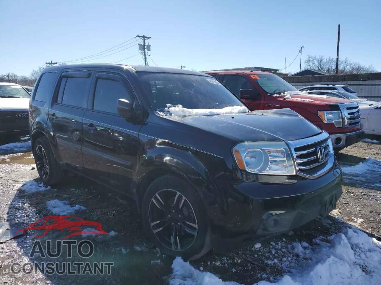 HONDA PILOT 2013 - 5FNYF4H27DB068625