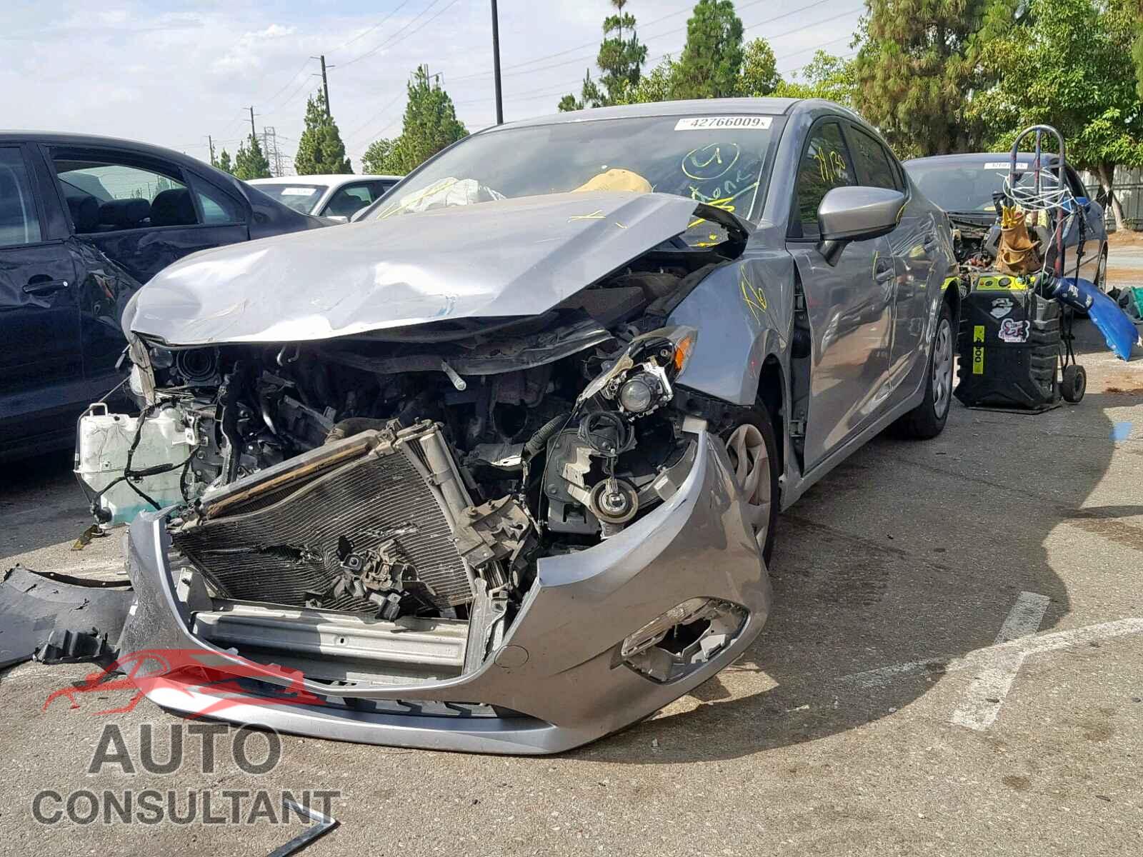 MAZDA 3 2014 - JM1BM1U77E1138209