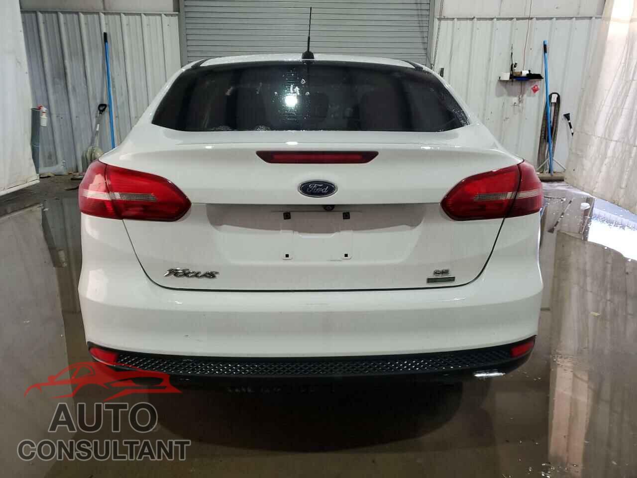 FORD FOCUS 2016 - 1FADP3FE5GL362695