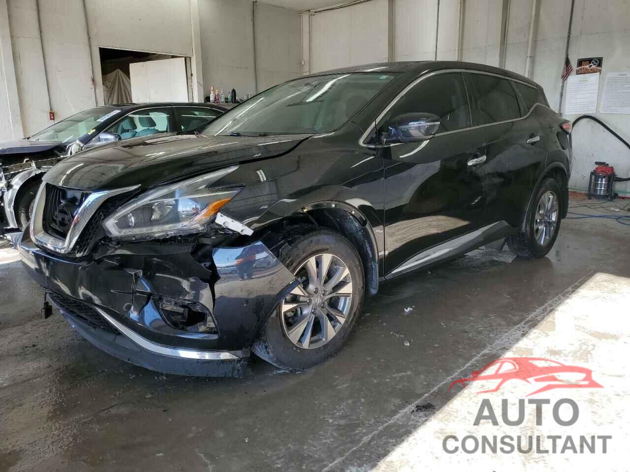 NISSAN MURANO 2018 - 5N1AZ2MG7JN162155