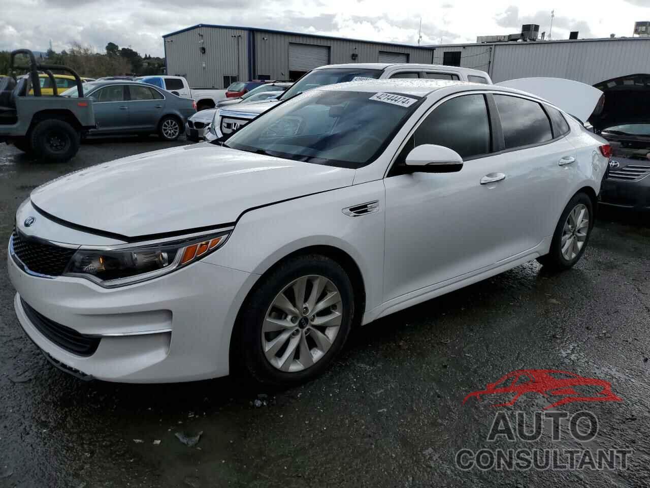 KIA OPTIMA 2018 - 5XXGT4L38JG263551