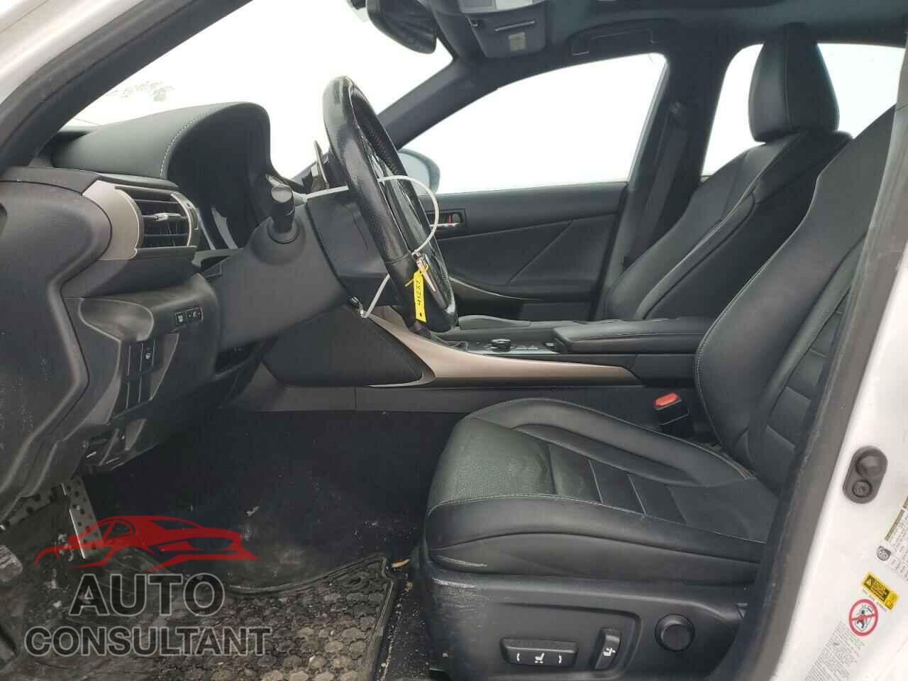 LEXUS IS 2014 - JTHCF1D20E5002420