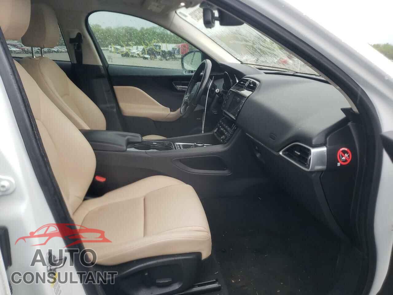 JAGUAR F-PACE 2017 - SADCJ2BV3HA489177
