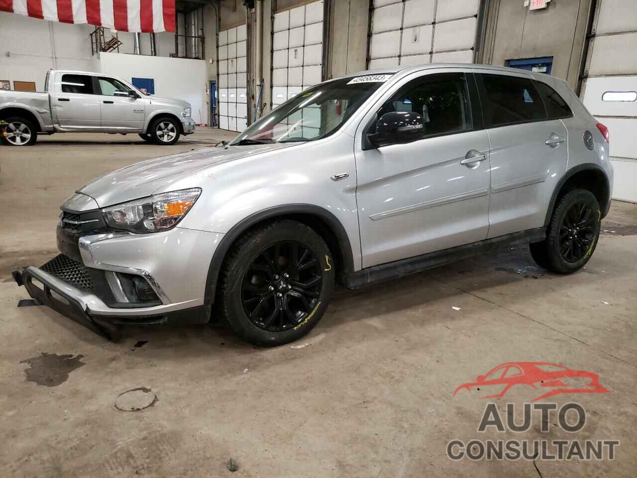 MITSUBISHI OUTLANDER 2018 - JA4AR3AU9JU005411
