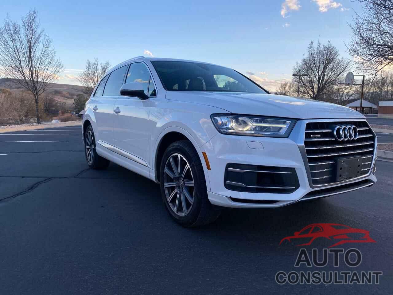 AUDI Q7 2017 - WA1LAAF74HD006421