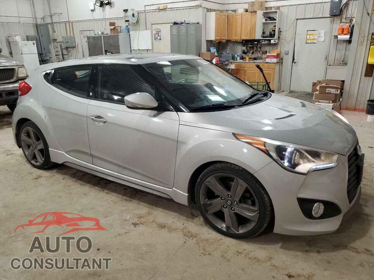 HYUNDAI VELOSTER 2015 - KMHTC6AE8FU234840