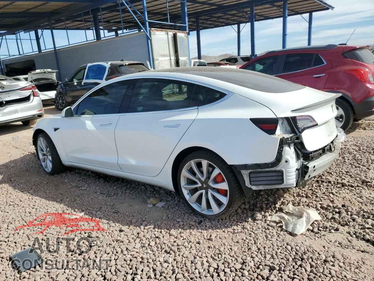 TESLA MODEL 3 2018 - 5YJ3E1EB8JF081735