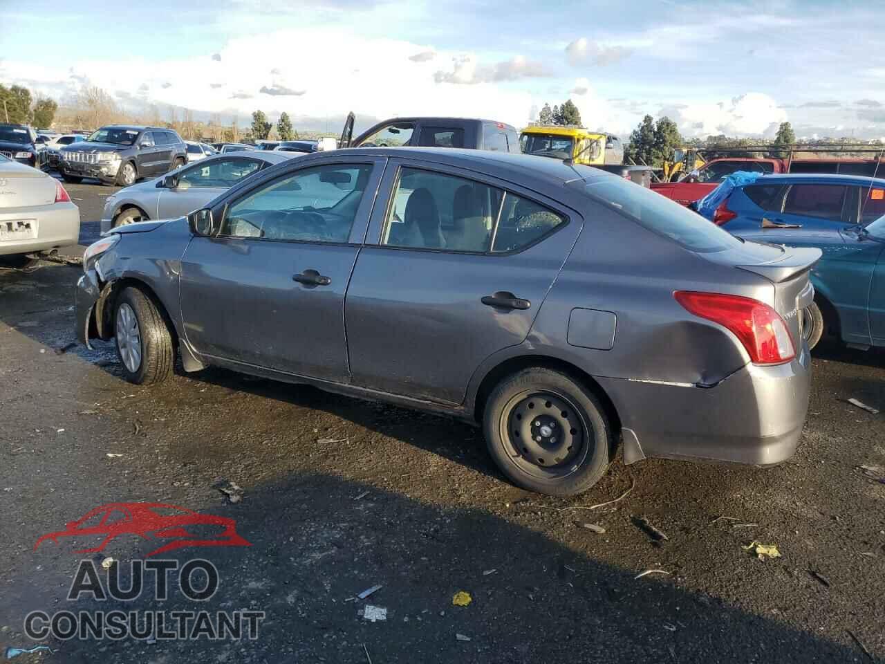 NISSAN VERSA 2017 - 3N1CN7AP1HL901723