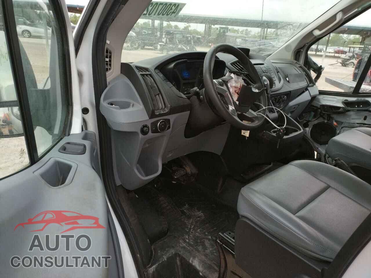 FORD TRANSIT CO 2019 - 1FTYR1CM6KKA08687