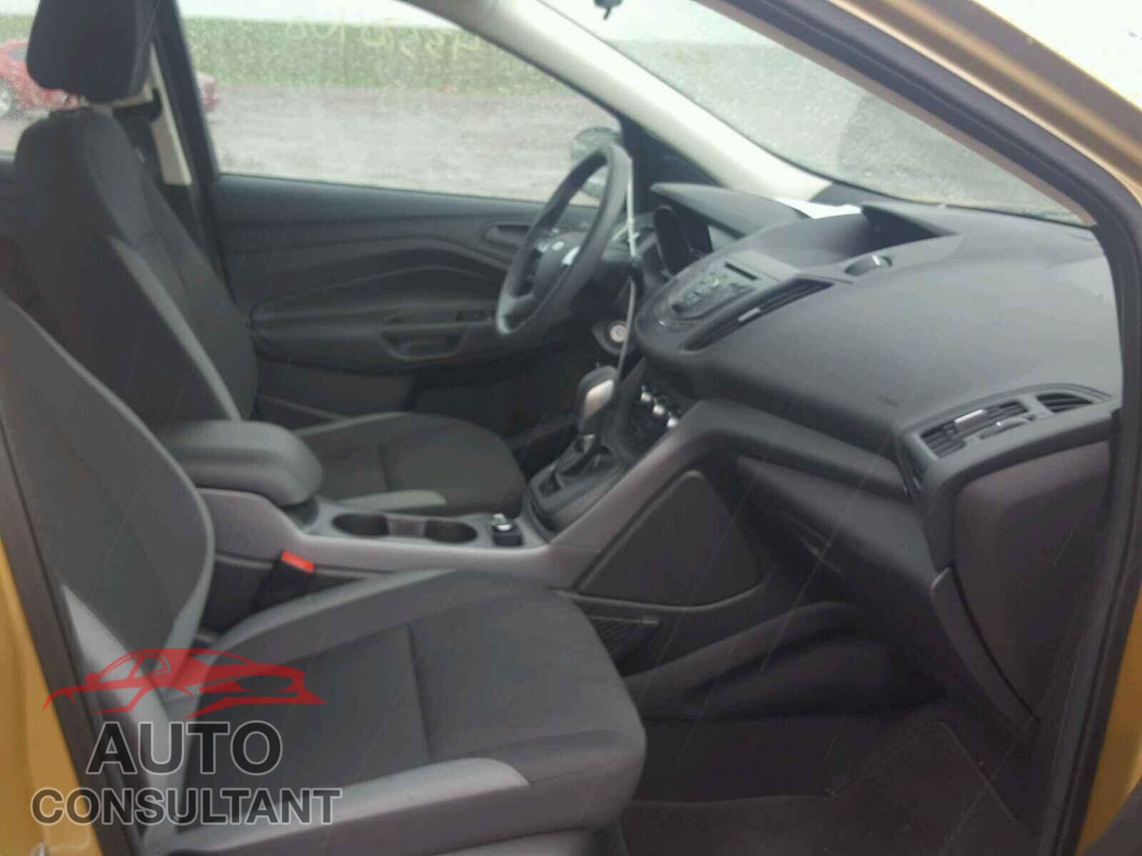 FORD ESCAPE S 2015 - 1FMCU0F73FUB17686
