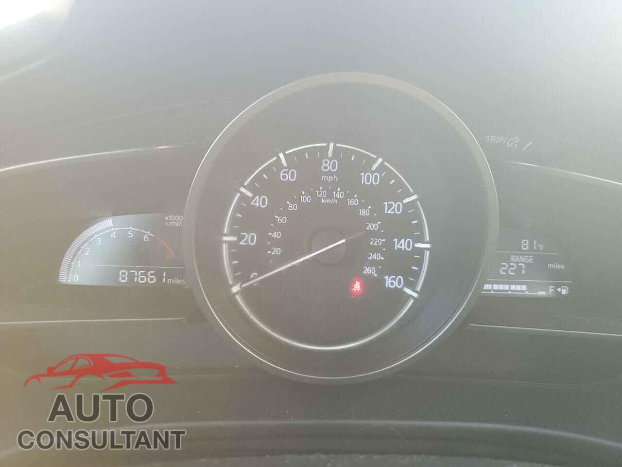MAZDA 3 2017 - JM1BN1V70H1122594