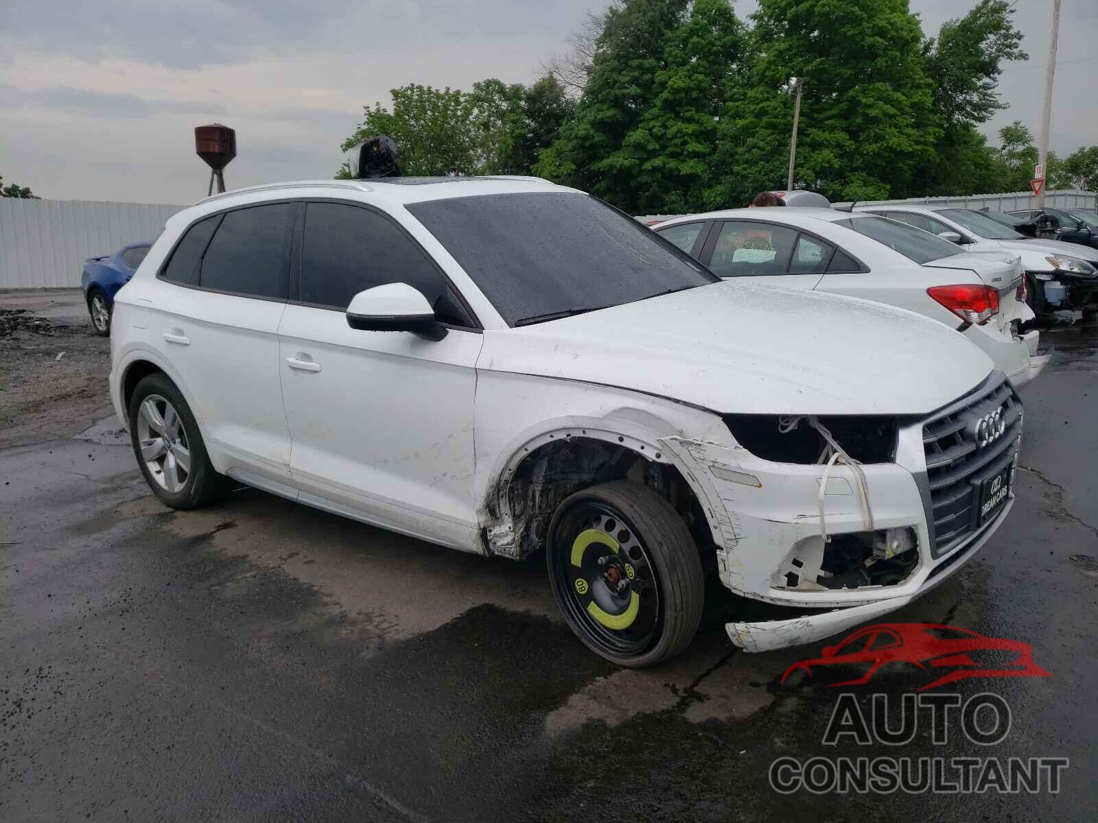 AUDI Q5 2018 - WA1ANAFY0J2017017