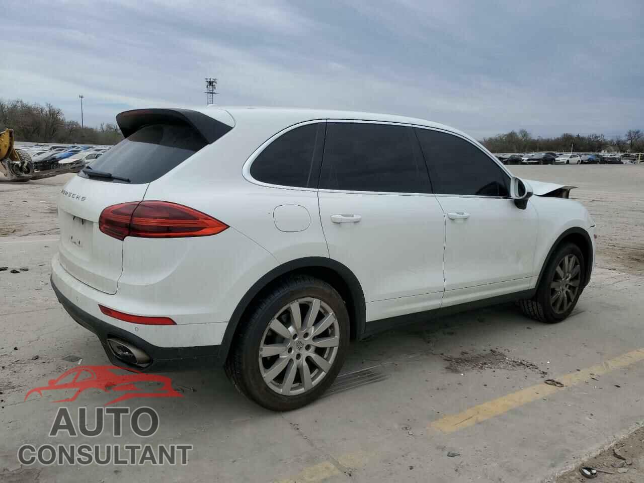 PORSCHE CAYENNE 2016 - WP1AA2A20GKA38189