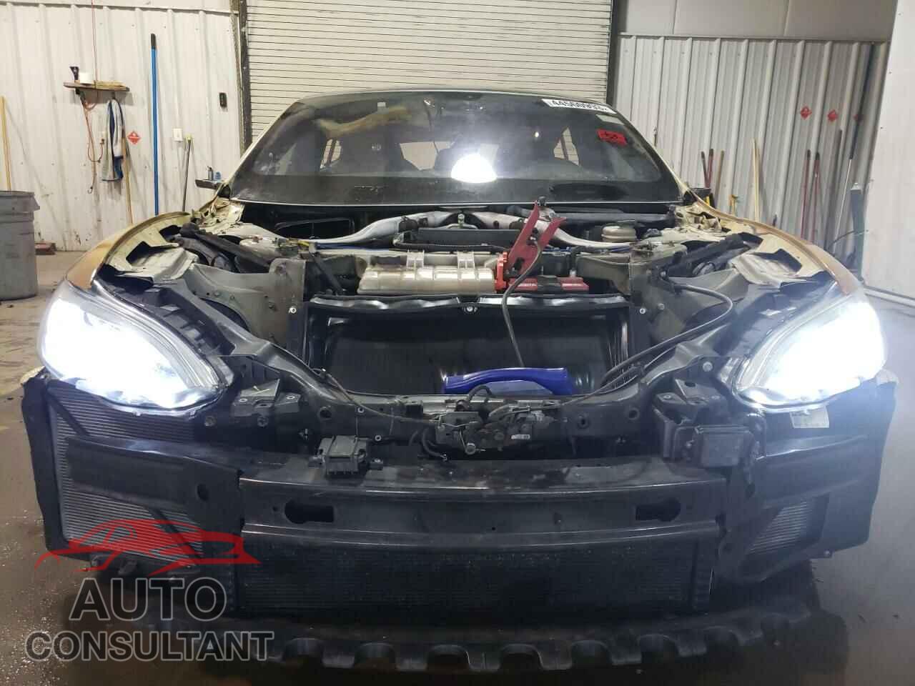 TESLA MODEL S 2018 - 5YJSA1E26JF243644