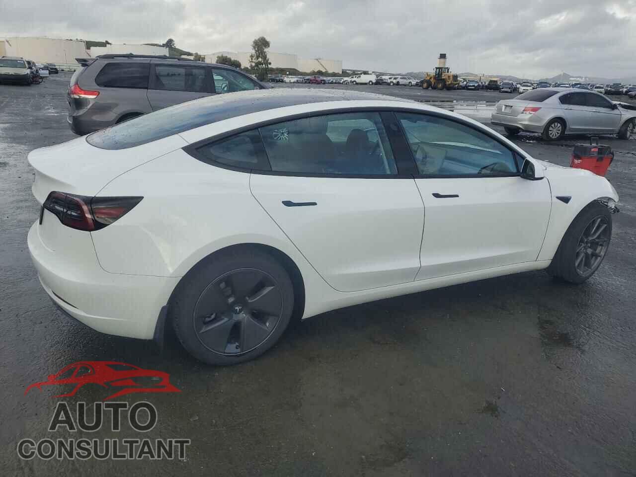 TESLA MODEL 3 2023 - 5YJ3E1EA5PF587779