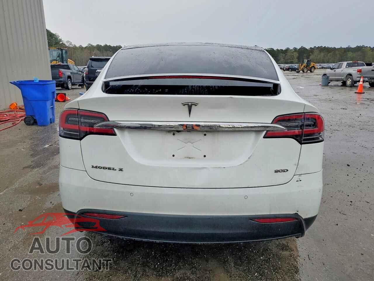 TESLA MODEL X 2016 - 5YJXCBE25GF022017
