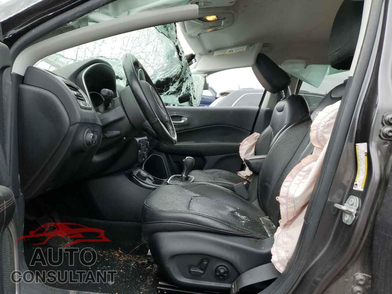 JEEP COMPASS 2021 - 3C4NJDCB8MT500486