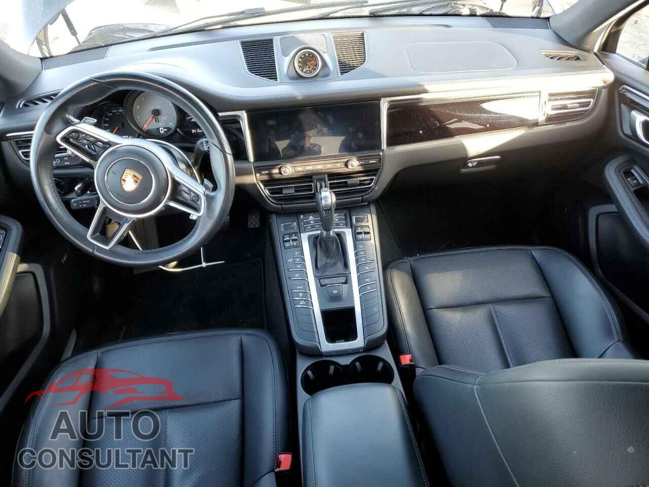 PORSCHE MACAN 2021 - WP1AB2A50MLB30156