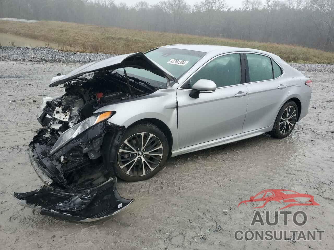 TOYOTA CAMRY 2018 - 4T1B11HK3JU120138