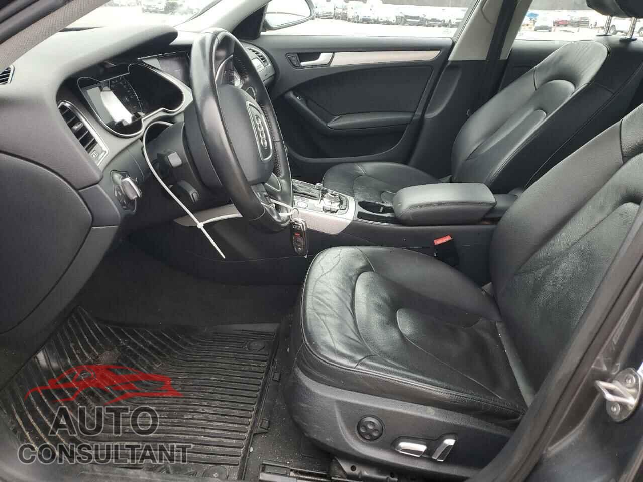 AUDI A4 2013 - WAUFFAFL2DN031658