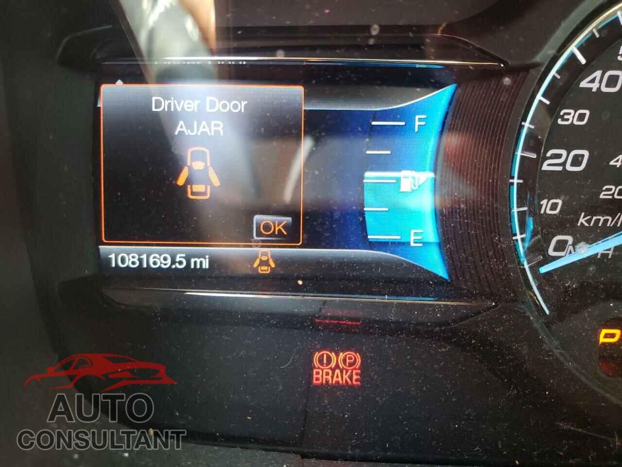 FORD TAURUS 2017 - 1FAHP2E82HG128614