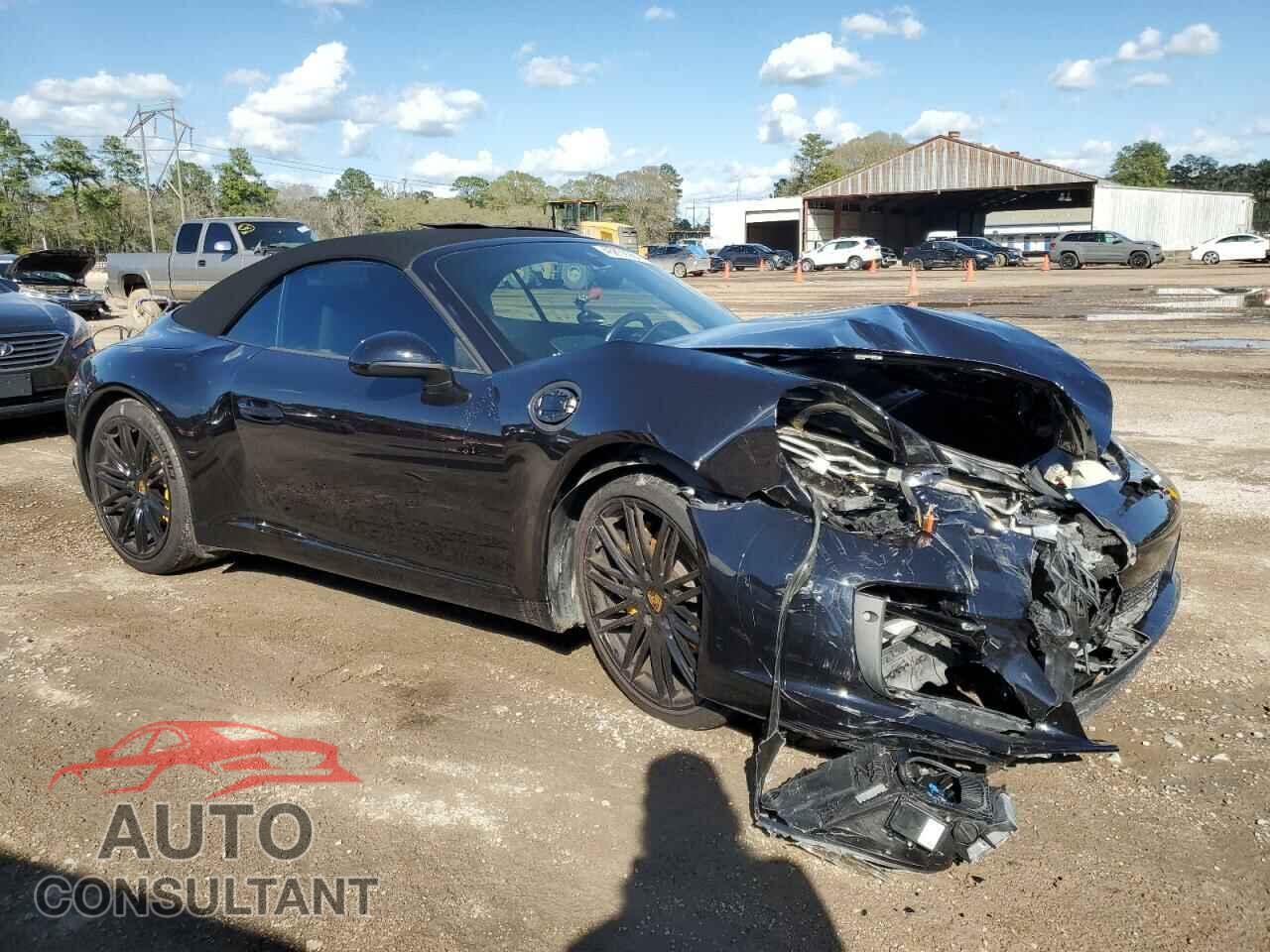 PORSCHE 911 2018 - WP0CA2A96JS138490