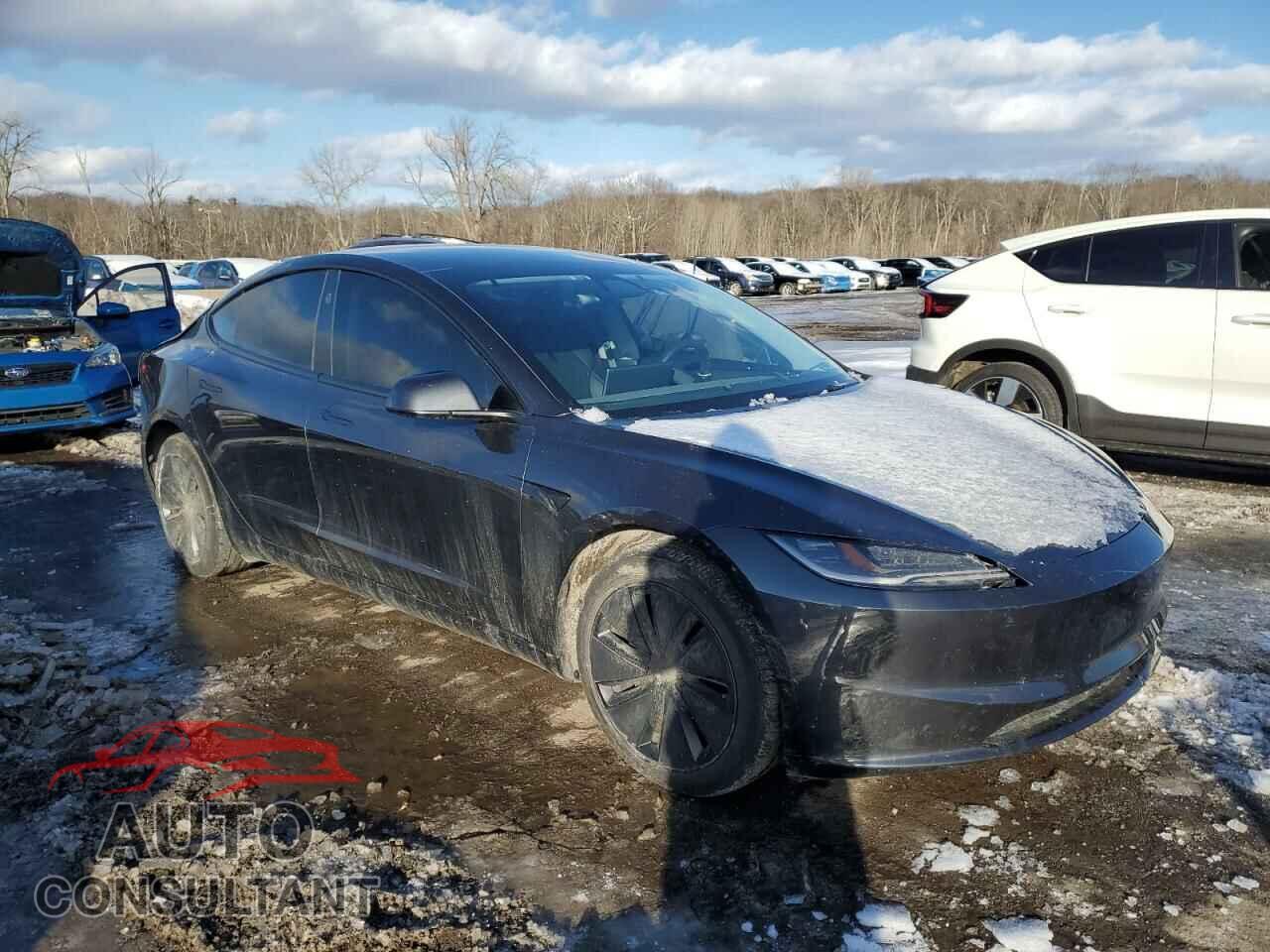 TESLA MODEL 3 2024 - 5YJ3E1EB8RF792766