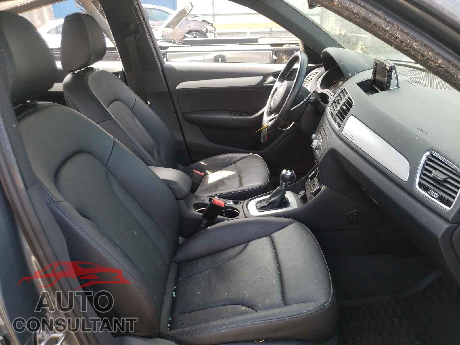 AUDI Q3 2017 - WA1ECCFSXHR009295