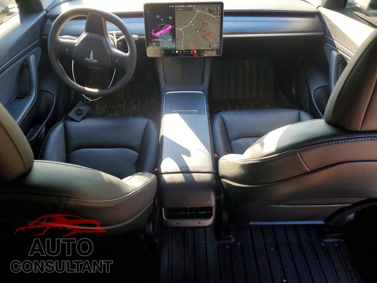 TESLA MODEL 3 2021 - 5YJ3E1EB2MF943660