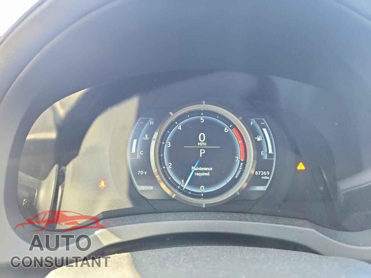 LEXUS IS 2016 - JTHBA1D28G5027899